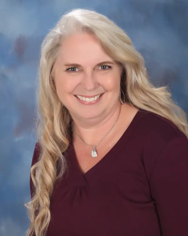 lana-dickinson-the-academy-of-classical-christian-studies